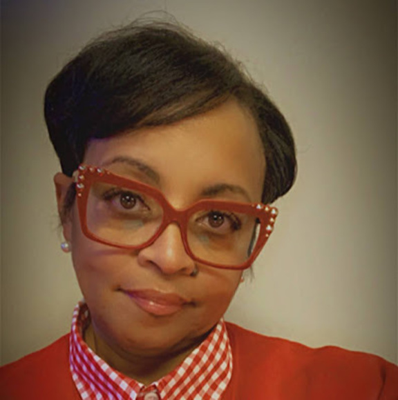 Meet your Posher, Tanya - Picture 1 of 1